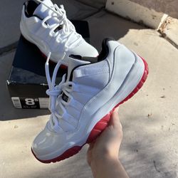 Jordan 11 Retro Low Cherry Bottom 