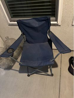 2 Lawn Chairs