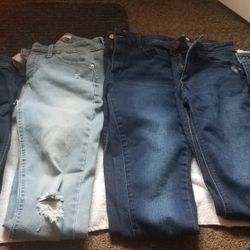 Womans Jean's Clean Size 2 ,$5.00 Each Or All For $25.00 Tutu