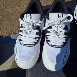 Puma LaMelo Size 5 Youth Shoes 