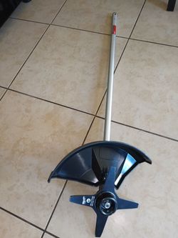 Milwaukee
M18 FUEL QUIK-LOK Brush Cutter Attachment