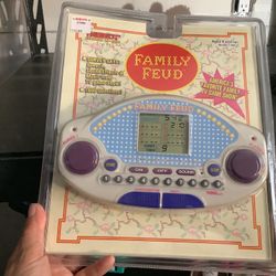 Hand Held Family Feud Electronic LCD Game Tiger Electronics Vintage New Sealed
