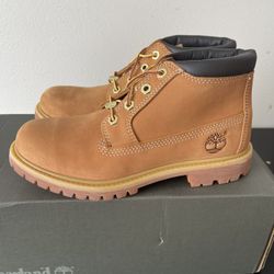 Timberland Woman’s Boots 6 Size