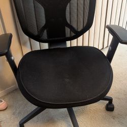 Good Condition Black Office Desk Chair