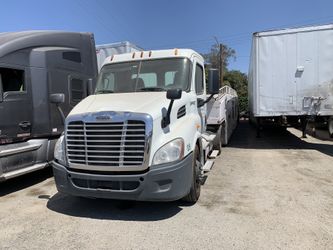 2014 Freightliner Cascadia