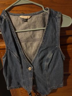 Jean Vest
