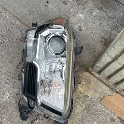 Toyota Tacoma Headlight