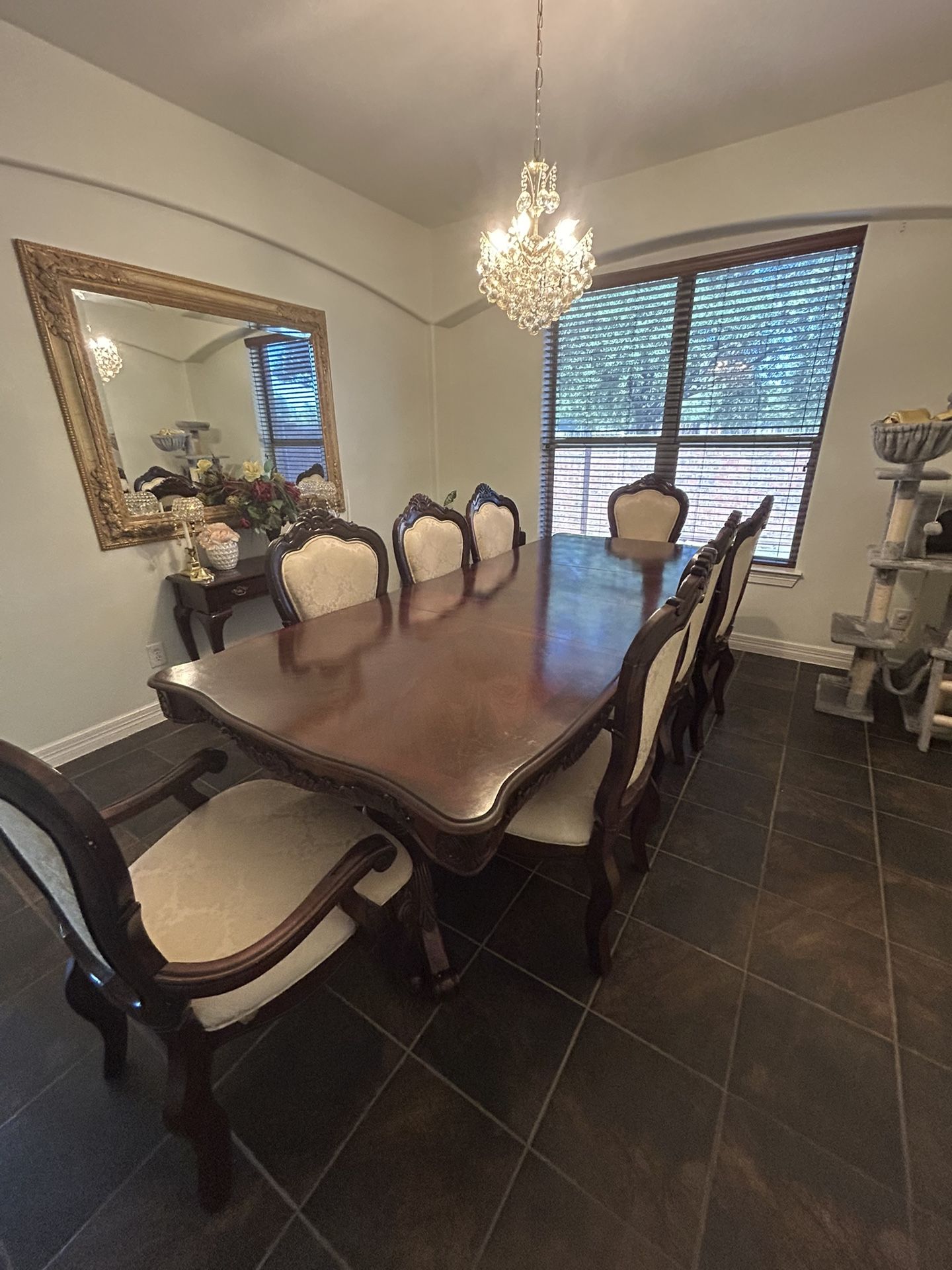 9 Pieces Dining Set And Console Table