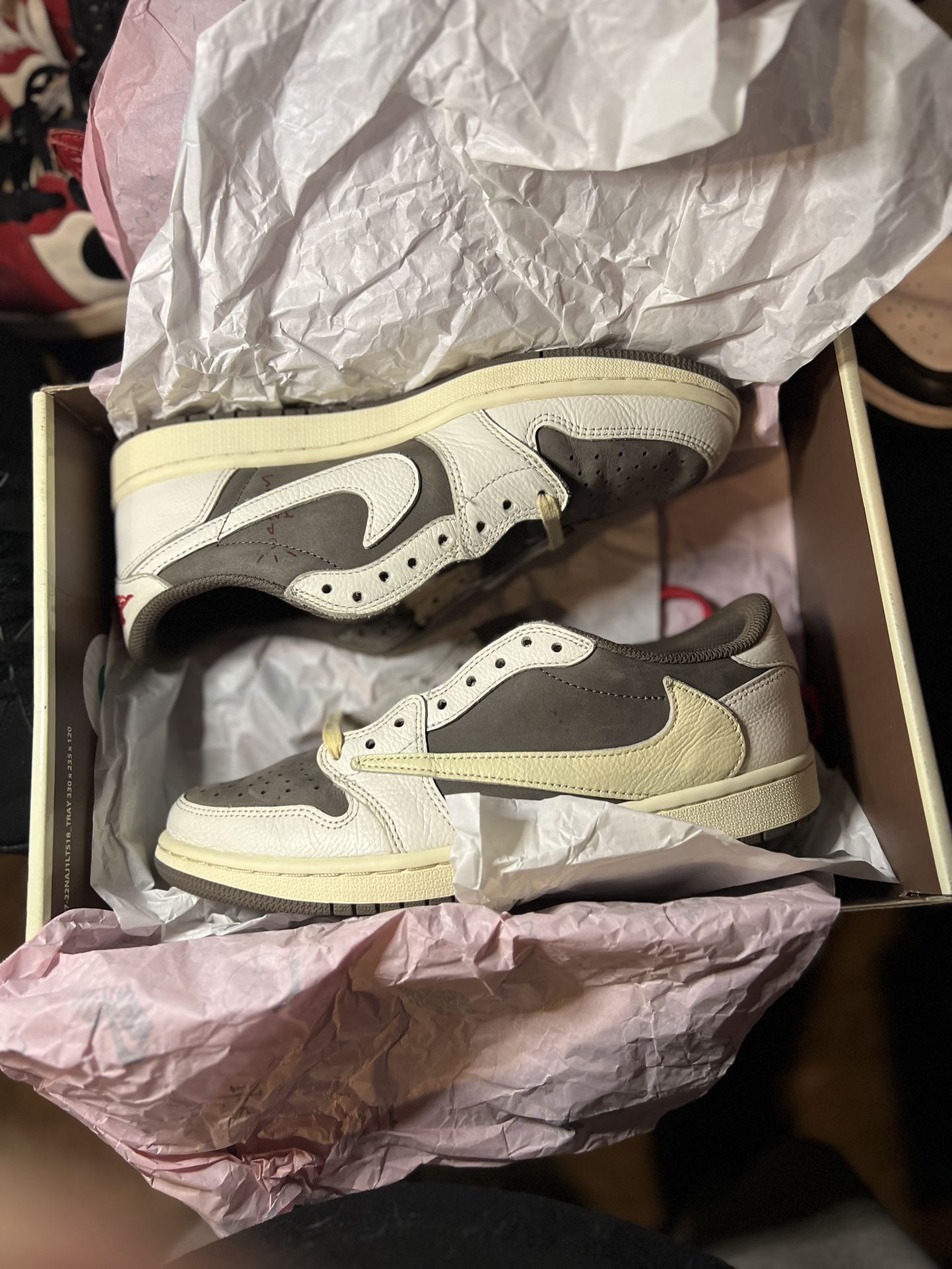 Travis Scott Reverse Mocha