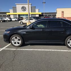 2015 Ford Taurus