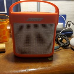 Bose SOUNDLINK COLOR 2 QOTH CASE. PERFECT CONDITION