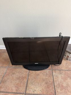 Sanyo 32 Inch TV