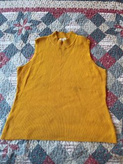 Danielle Martin mustard-yellow ribbed mock-neck top Womens Sz M