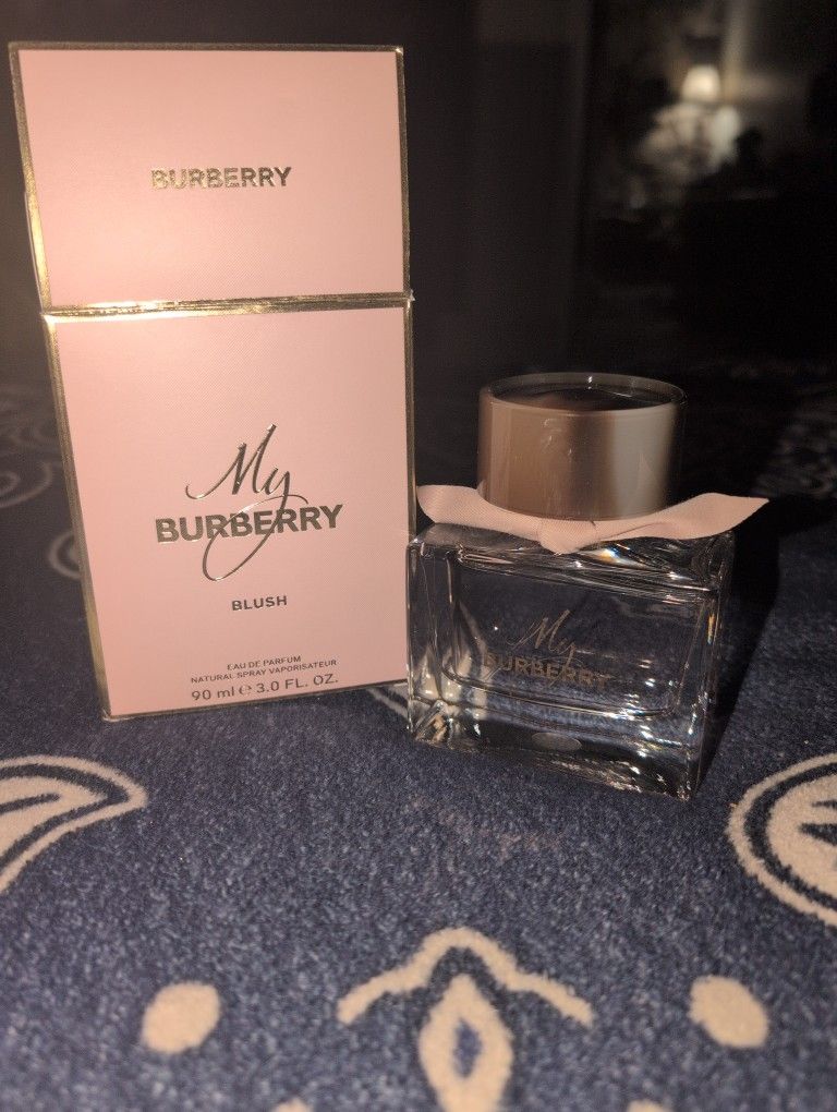 Burberry Blush Perfume