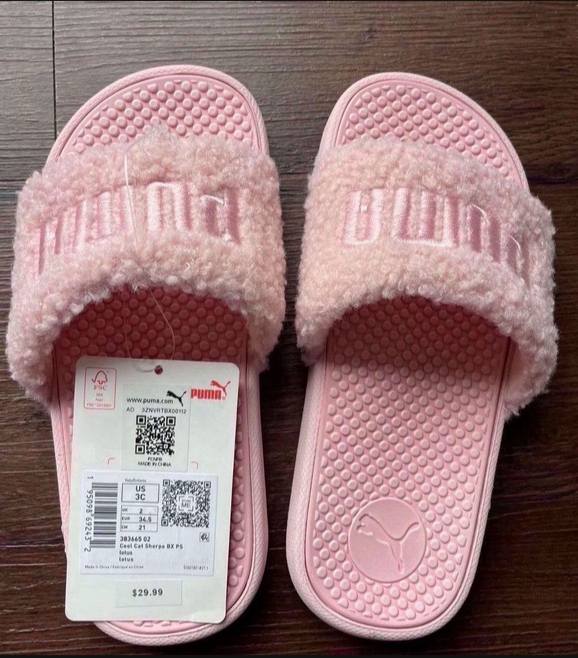 New Puma Girls Sandals, Size 3