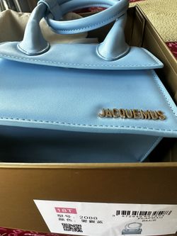 New mini bag in blue with detachable strap