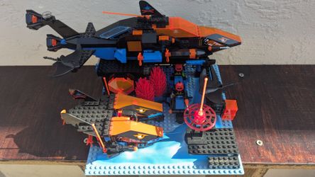 Lego Aquasharks Base +