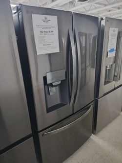 $749 (THIS WEEK ONLY: 50% OFF FRENCH 3 DOOR REFRIGERATORS) LG 28 Cu Ft 36W