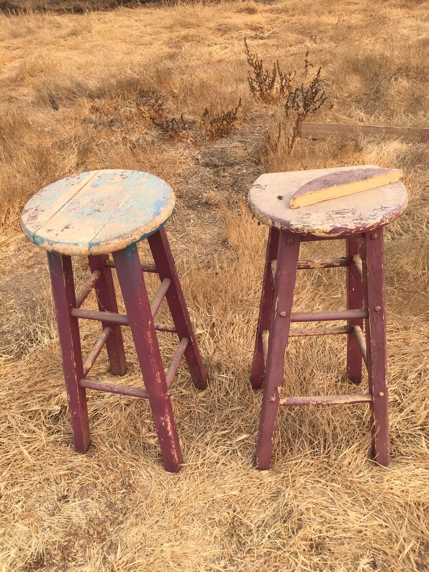 2 stools