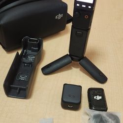 DJI Osmo Pocket 3 Creator Combo 