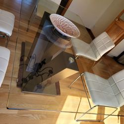 Glass Dining table 