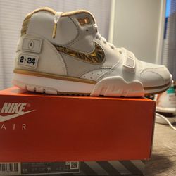 Nike Air Trainer 1 College Playoff Edition