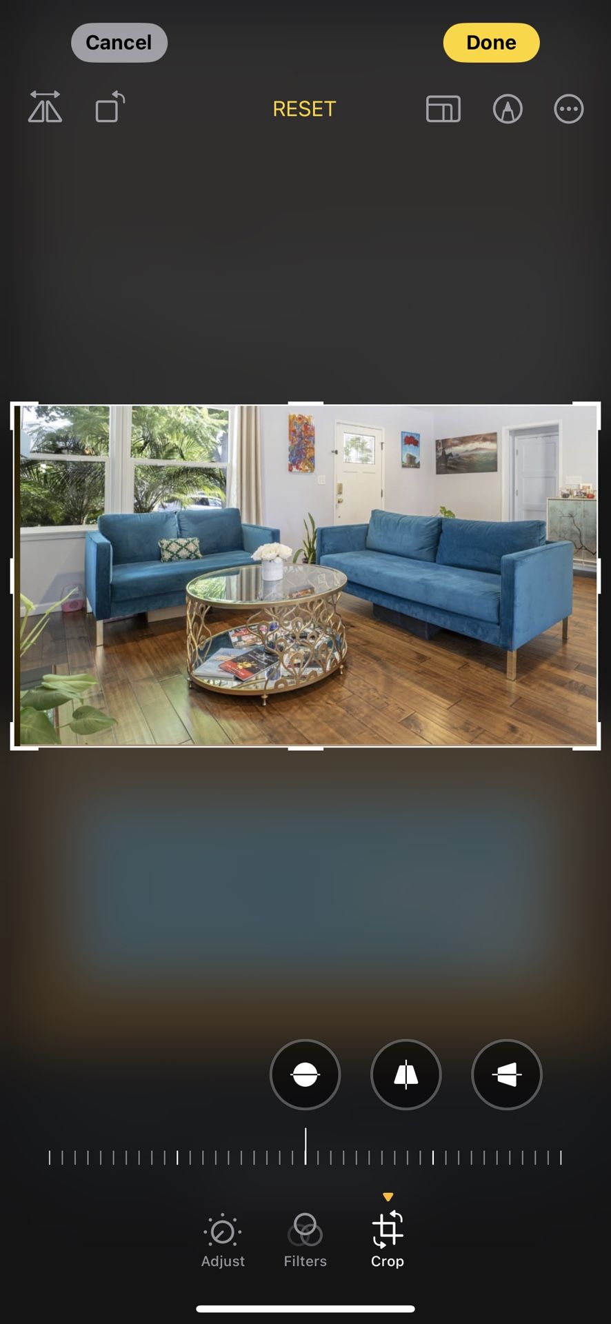 SUEDE GREEN COUCHES