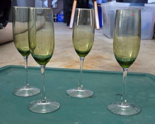 Vintage Libbey Vina Champagne Flutes - Olive Green (Set of 4)