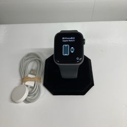 Apple Watch Series 6 GPS 44MM Space Gray Aluminum Case With Charger