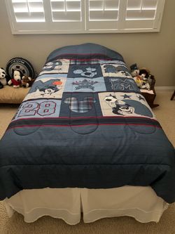 Twin bed
