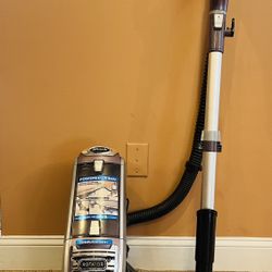 Shark Rotator Powered lift away Bare Floor Vacuum Cleaner 