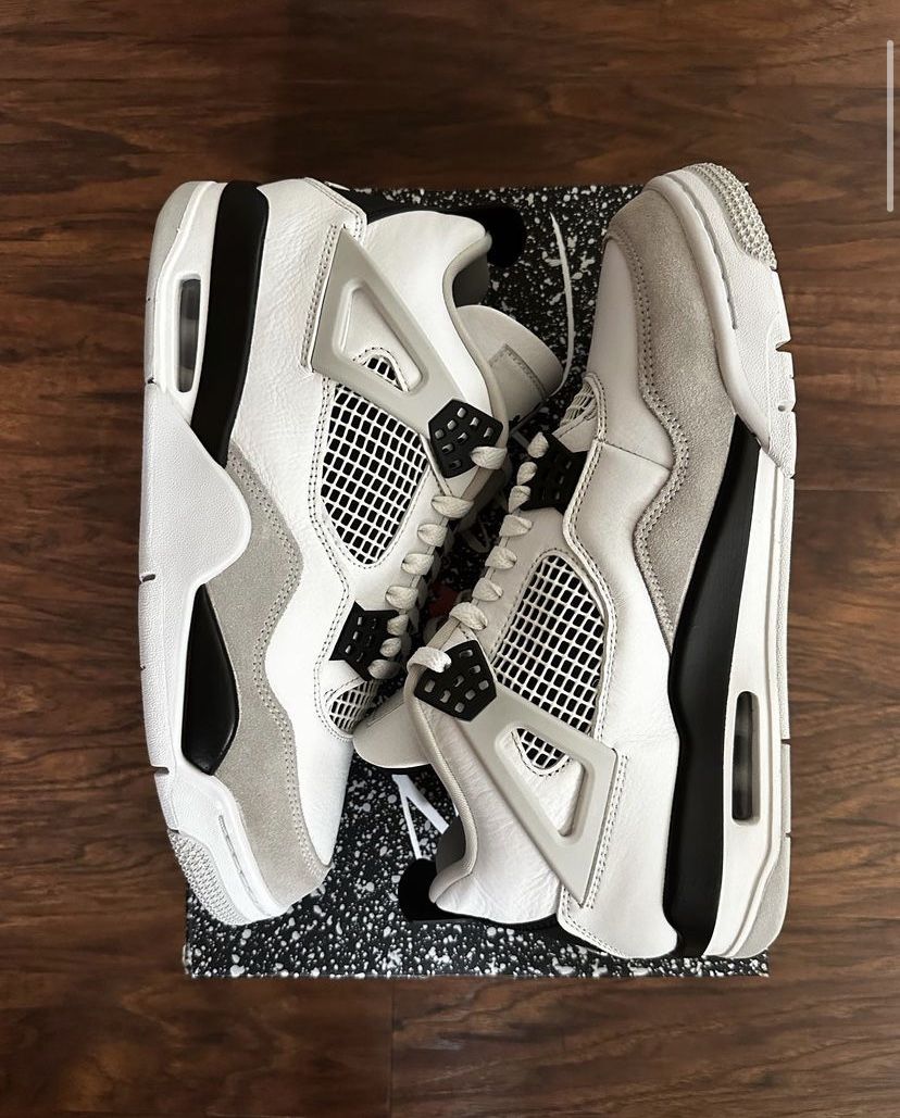 Jordan 4 Military Black