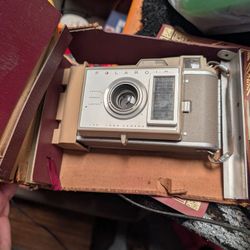 Vintage Polaroid J33 Land Camera 