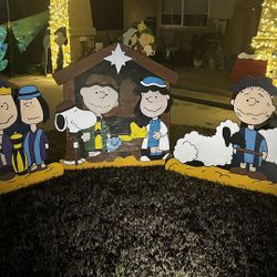 Peanuts Nativity Wood Cutouts