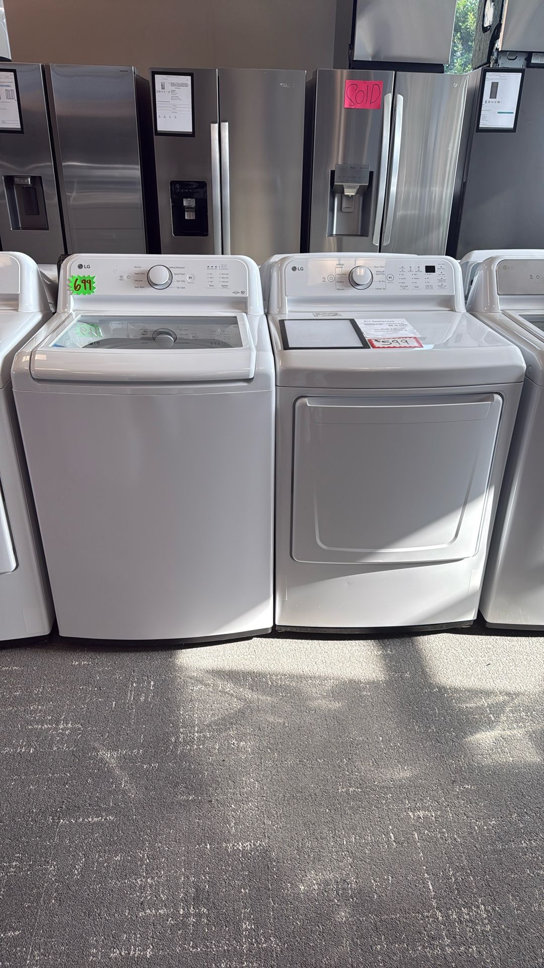 LG Washer / Dryer 1099$