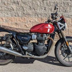 2018 Triumph Street twin