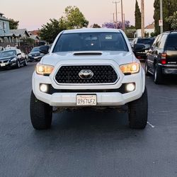 2017 Toyota Tacoma