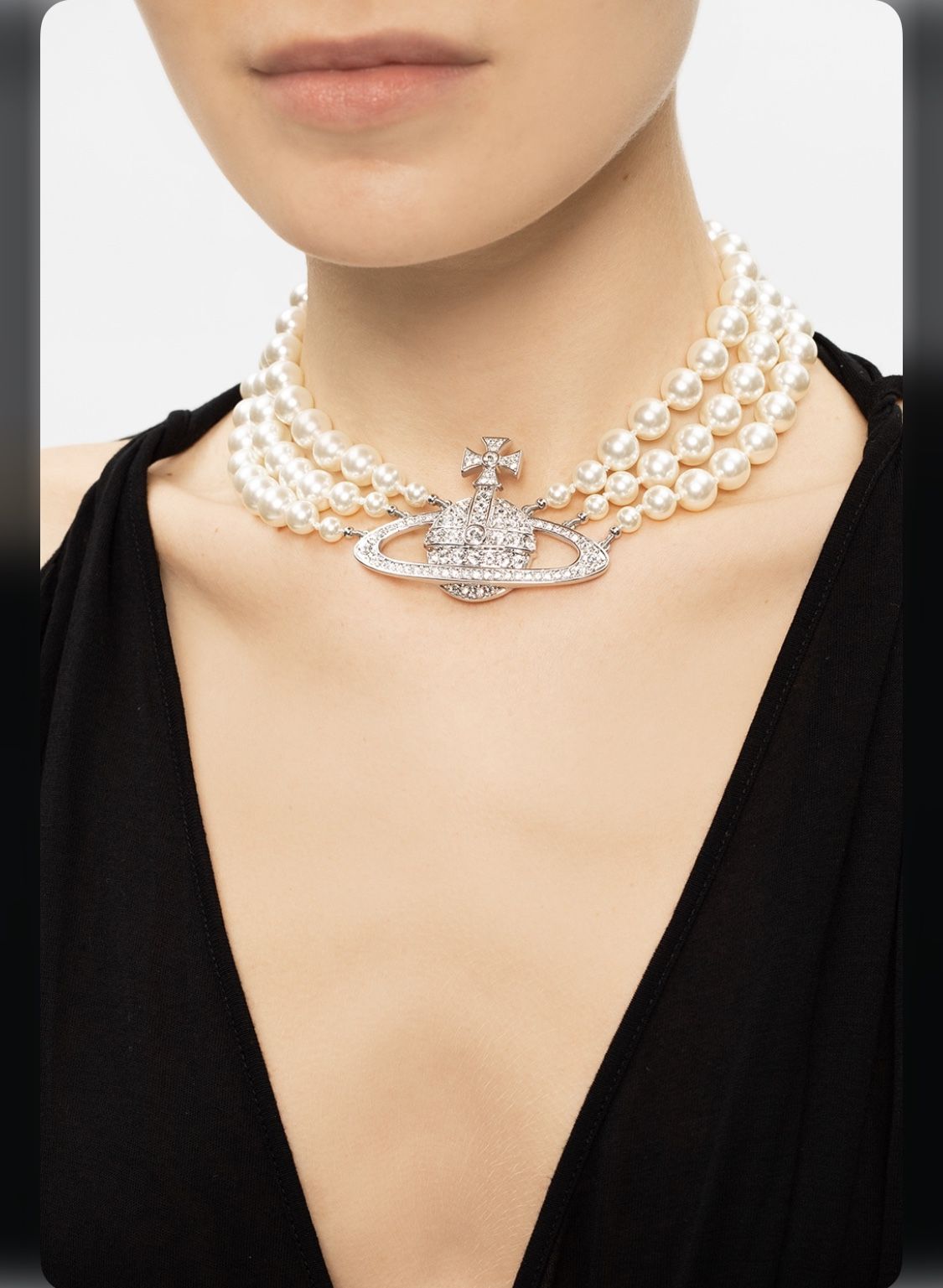 Vivienne Westwood THREE ROW PEARL BAS RELIEF CHOKER, Long 40cm, Weight 100g