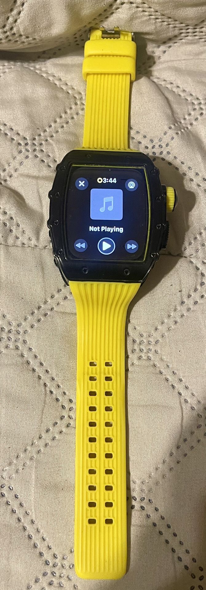 Apple Watch SE 44mm