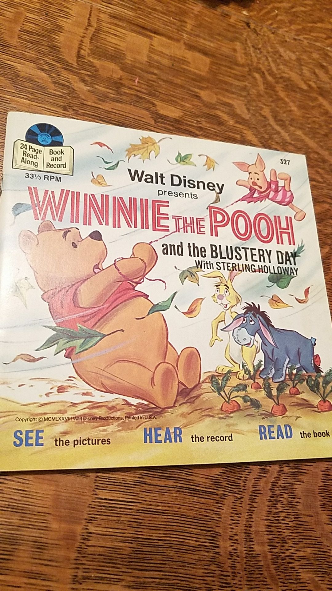 DISNEY'S WINNIE THE POOH AND THE BLUSTERY DAY READ ALONG BOOK AND RECORD 1969 Disney 327