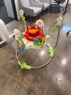 Fisher-Price Rainforest Jumperoo Baby Bouncer