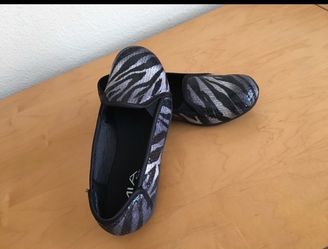 Girl’s Mia kids Joey Flats 1.5