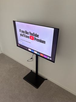 40’ Flat Screen Smart TV