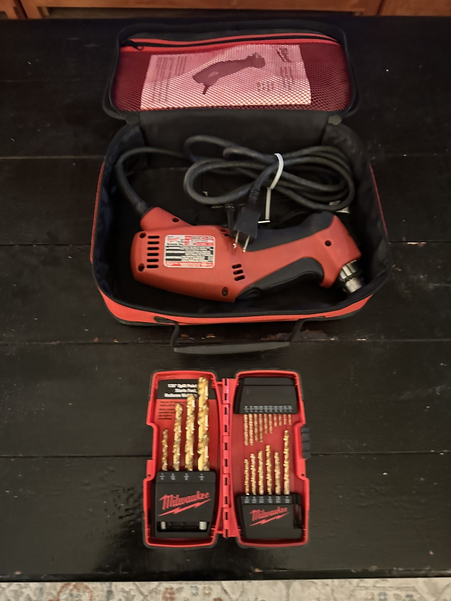 Milwaukee 0370-20 Close Quarter Drill Set Corded With New Milwaukee Drill Bits $100