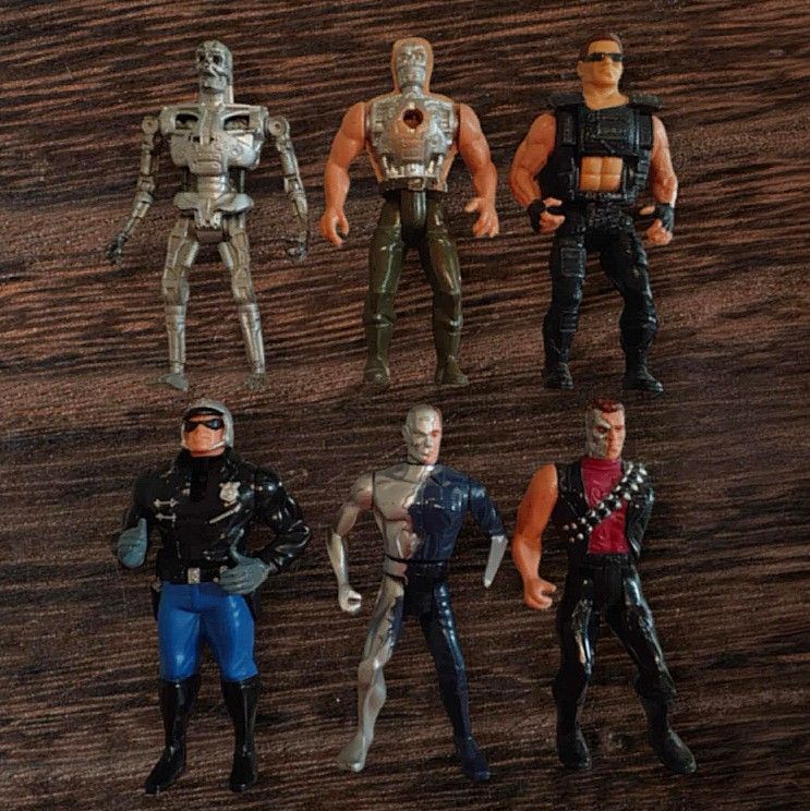 TERMINATOR Action Figures (LOT OF 6) Kenner MAKE A OFFER