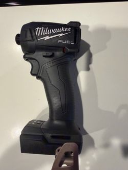 Milwaukee M18 FUEL SURGE 18V Lithium-Ion Brushless Cordless 1/4 in. Hex Impact Driver (Tool-Only)