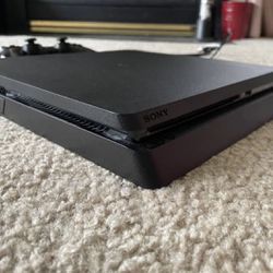 PlayStation 4 Slim On 9.00 Firmware