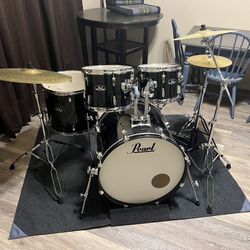 Pearl Roadshow Drum Kit W/Zildjian Cymbals 