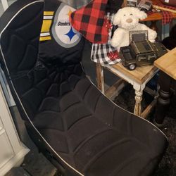 Gaming Chairs With Speakers
