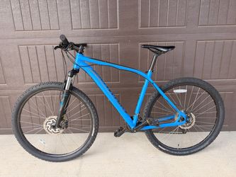 Specialized Rockhopper—XL—29”—MTB